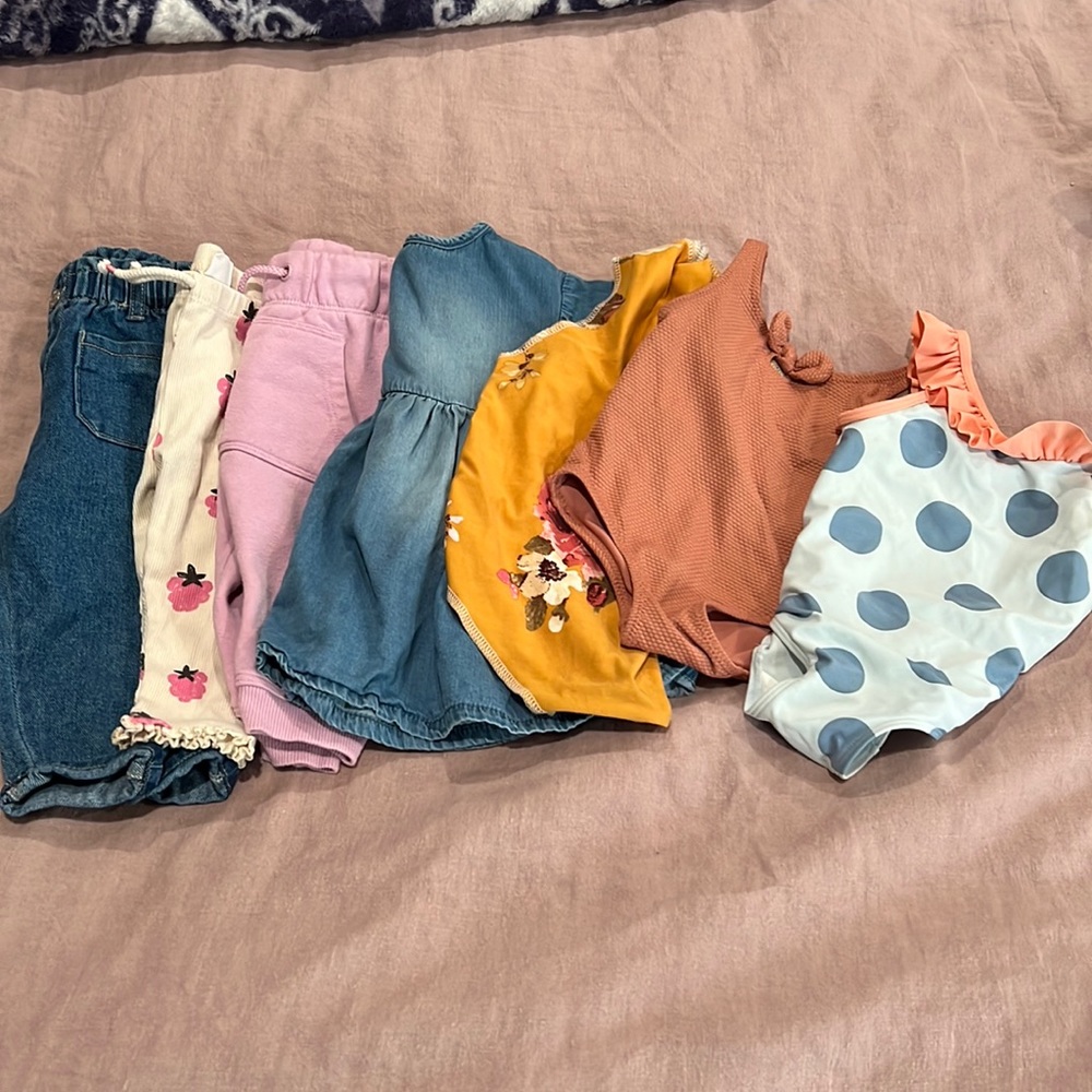 Baby girl 9-12M Lot